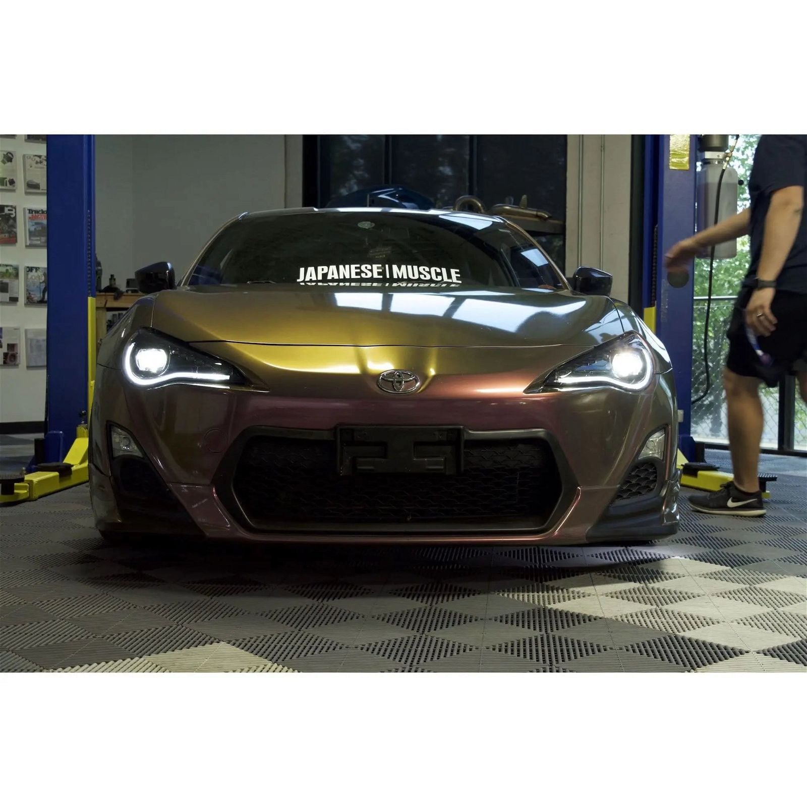 Morimoto Scion FR-Z Subaru BRZ Toyota 86 LED frontlykter - Lyshelten.no