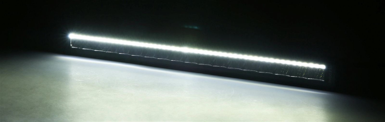 Oledone Blacknight 40" Ekstralys ledbar Combo E-Merket - Lyshelten.no