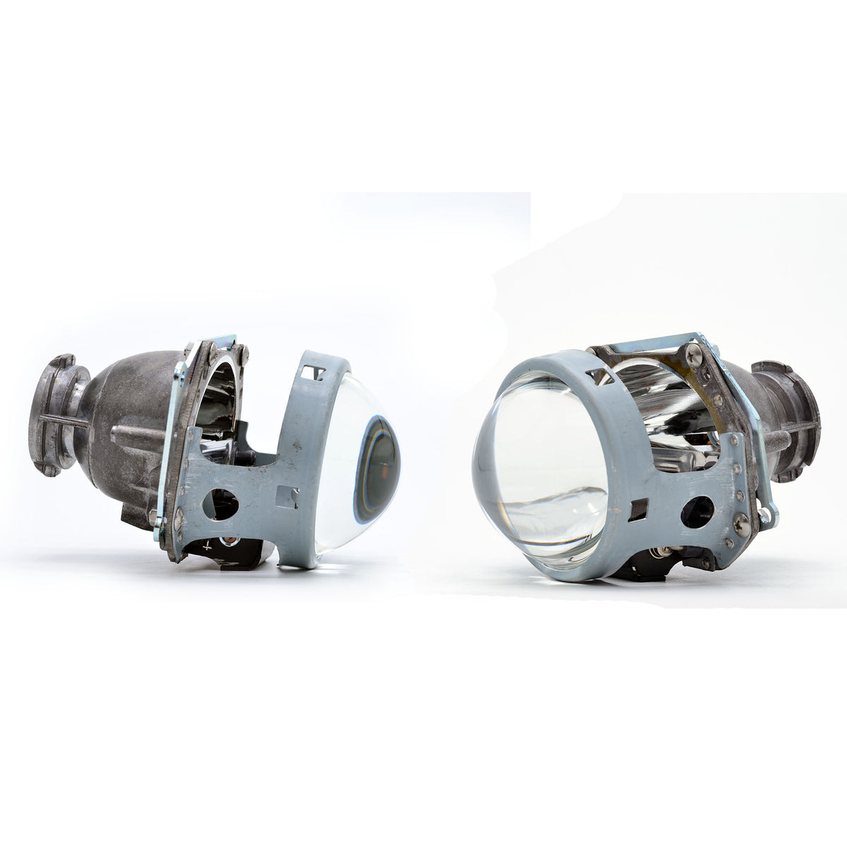 Braketter for G5 projektor – Toyota Avensis T25 Pre-facelift 2003-2006