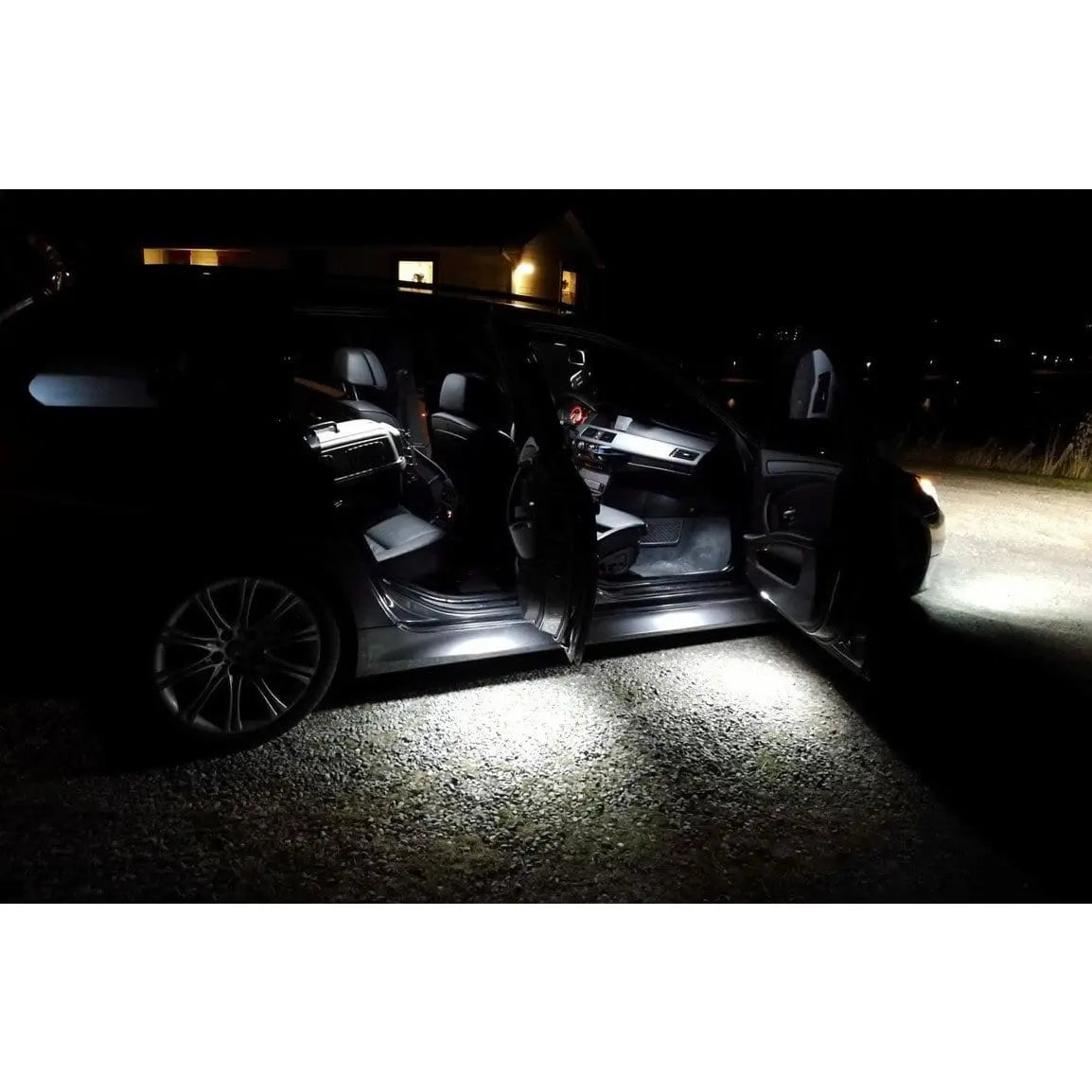 LED fotbrønn / under dør lys / innstegslys  til BMW E90 E60 og mange andre (Sett) - Lyshelten.no